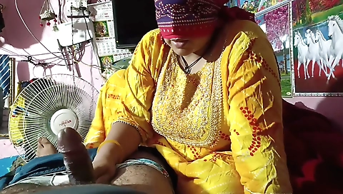 Indian big ass milf in the kitchen fucked in the kitchen