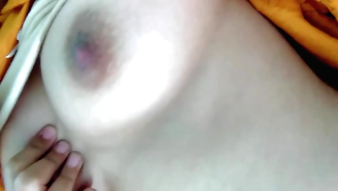 Indian girl shows her big boobs and moans in solo porn