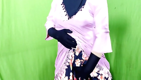 Indian girl takes her neighbor to a hot bed to fuck