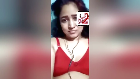 Indian brunette masturbates with hot sex in the room
