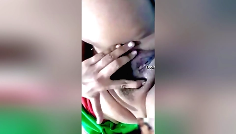 Indian amateur chick in black dress shows her body