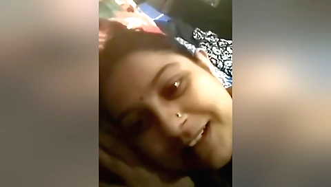 Bhabhi desi bhabhi is playing with her hair and bra