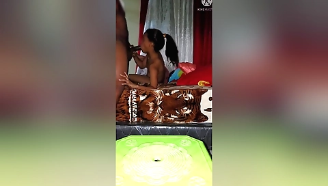 My sexy brunette amateur webcam vid with her pussy