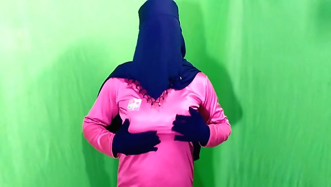 Indian girl in sexy dress masturbates to her husband