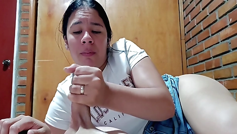 Amateur girl with beautiful face makes me fuck her classes