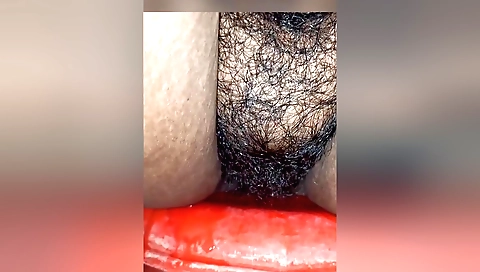 Indian mature hairy girl gets her pussy pounced on