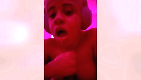 Indian babe is sucking a large cock at the same time