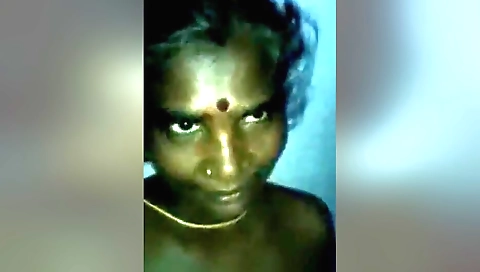 Indian girl with a huge ass and a big booty is showing