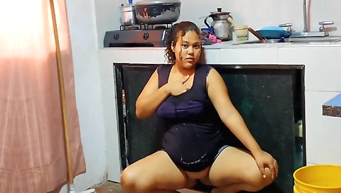 Hot stepdaughter is happy to be cleaned and masturbated