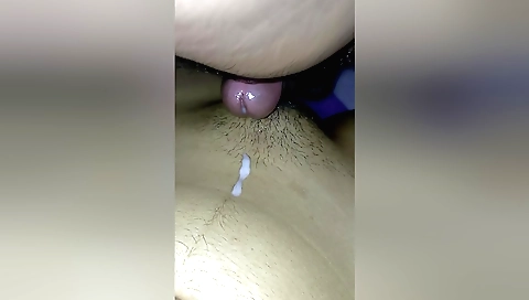 Indian girl wears sexy sexy lingerie and gets her hairy pussy fucked