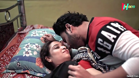 Big booty milf with a gorgeous ass in a sexy lingerie