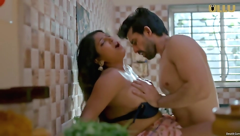 Big ass brunette in sexy lingerie threesomes with her lovers