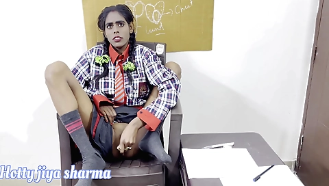 Indian stepmom in costume wants to have hardcore sex