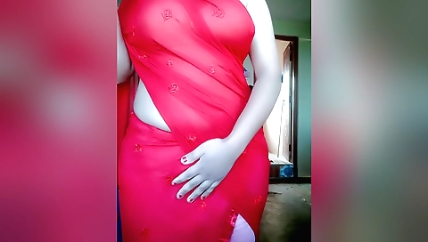 Solo female video with a hot amateur blonde with a cute face