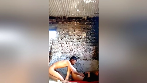 Amateur brunette video with a horny girl making out