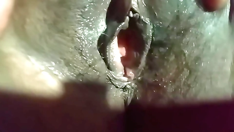 Amateur Indian girl with a big booty and a big booty 1 90