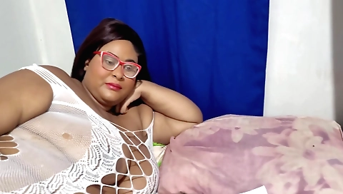 Indian hottie gets fucked by her teacher in a funny way