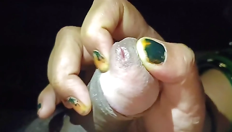 Indian brunette and her guy fuck in an amateur video