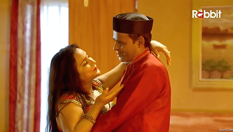 Bali umar gets on the net and has a great sex show