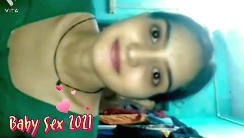 Indian hot babe is fucking her friend on the webcam