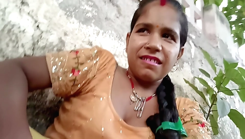 Indian brunette enjoys solo outdoor fun with her lover