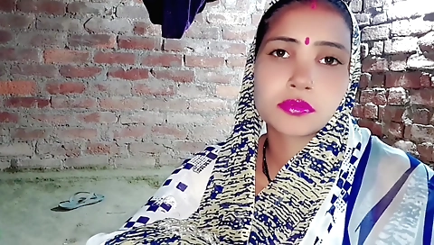 Indian stepsister gets fucked in amateur hardcore video