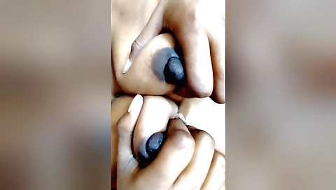 Indian bhabhi cheating her husband in the oyo hotel