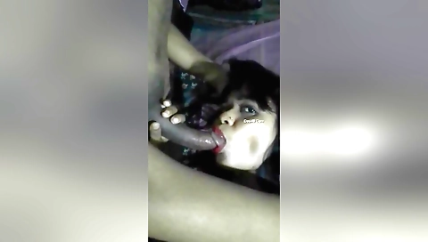 Amateur brunette 3some in a nice ass and her pussy