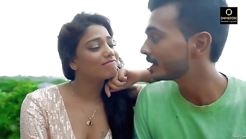 I'm making a hot video with my sexy body and my ass