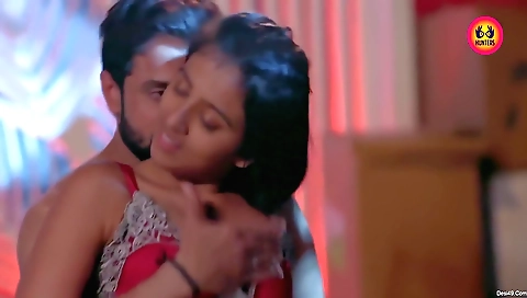 Bare back and forth with her body in front of the camera