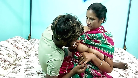 Chubby mature stepbrother fucked her hot bhabi in HD