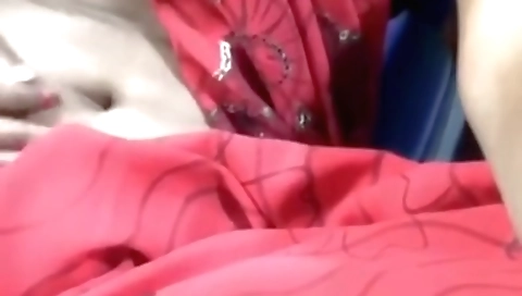 Webcam solo female 18+ is masturbating in the office