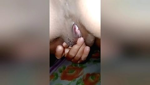 Sexy amateur indian chick in black dress solo sex clip